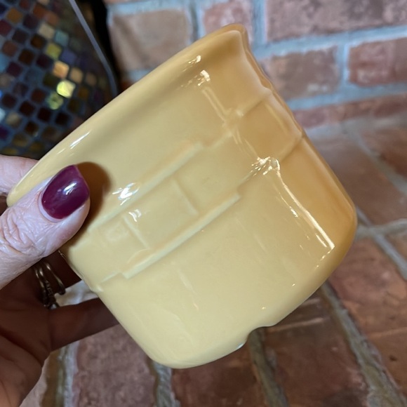 Longaberger Pottery Woven Traditions Mustard Yellow Crock Canister w/ Lid - Picture 4 of 6